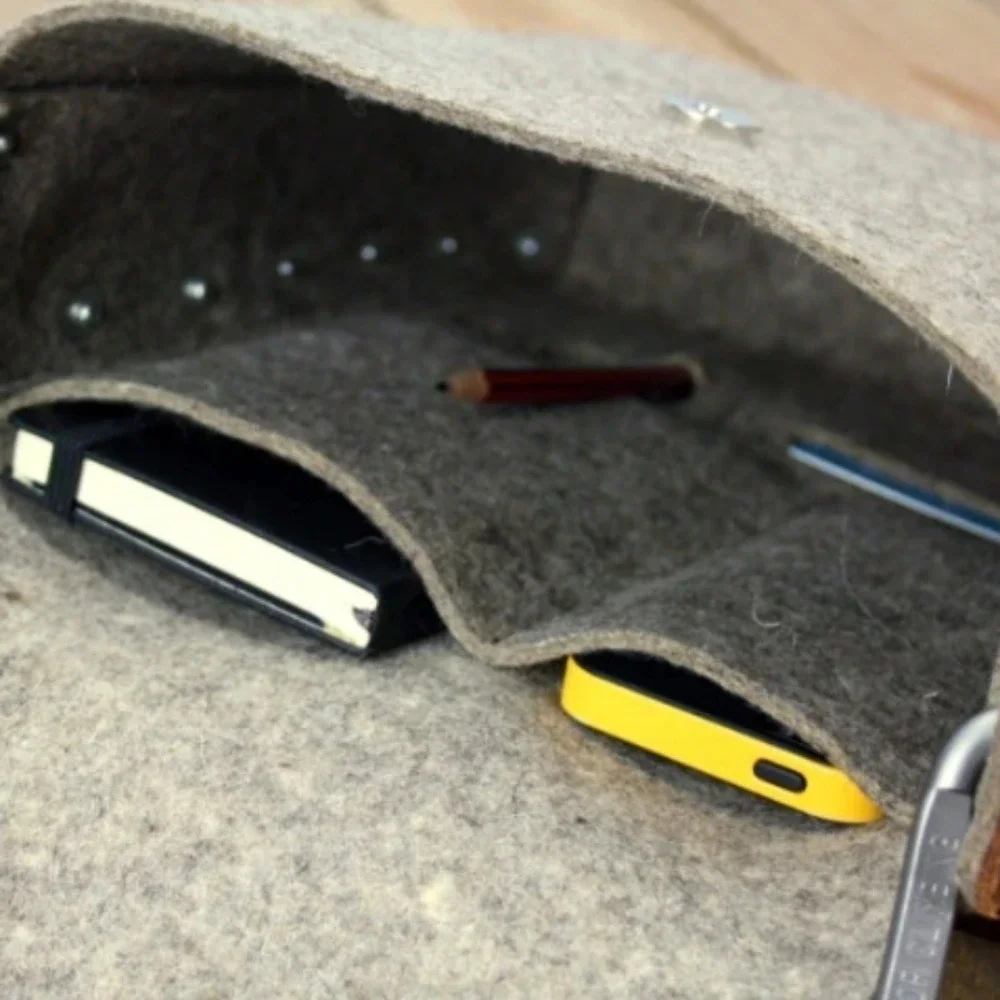 Rambag Gray Felt‎ Medium Messenger Bag With Carbiner Hardware & Rivets